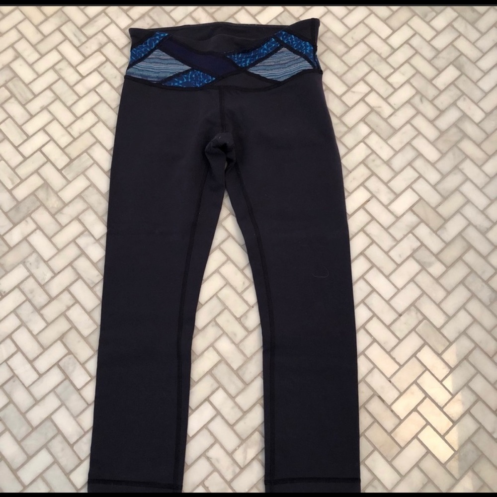 Cropped lululemon leggings!